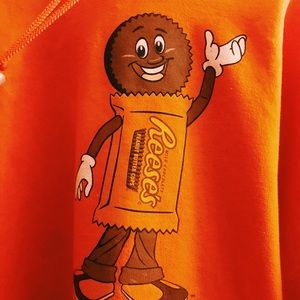 Orange 🍊 Hershey Park Hoodie! (Mr. Reese’s)